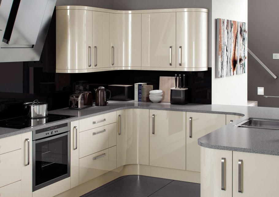 Угловая кухня бежевая