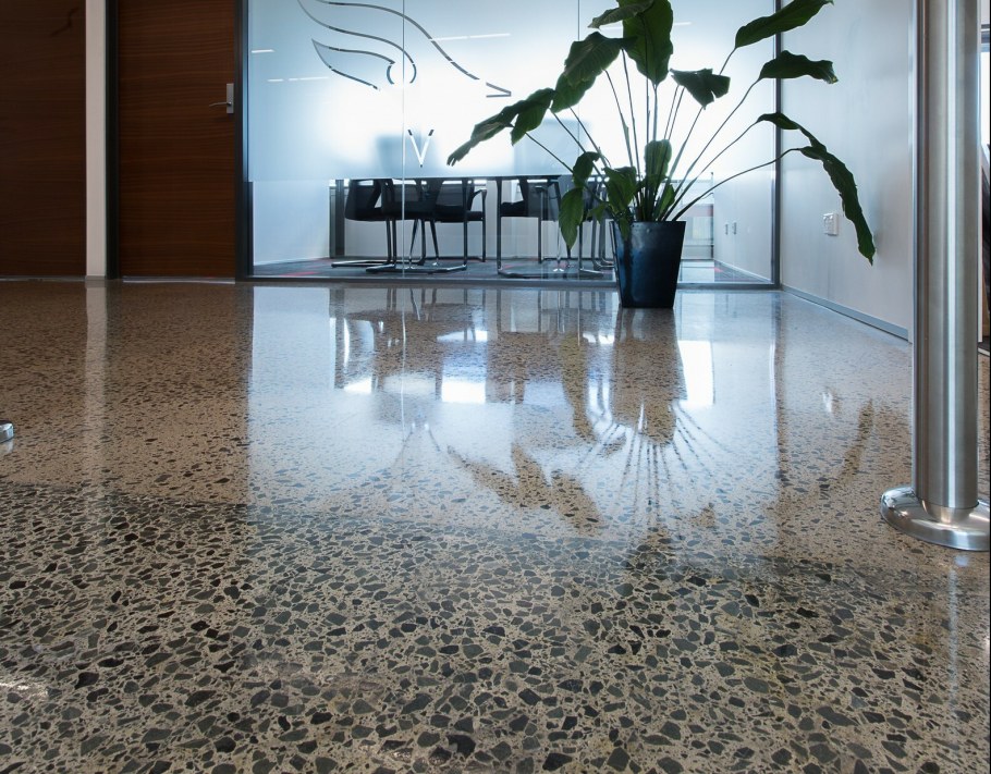 Наливной эпоксидный пол терраццо