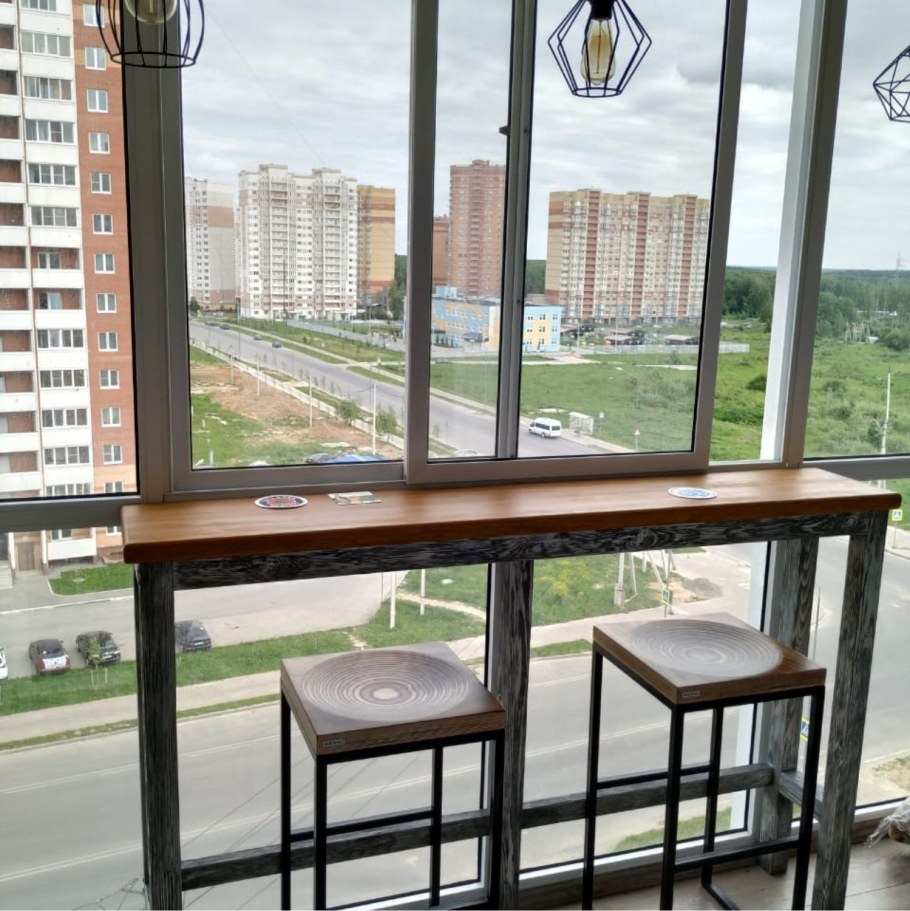 барный столик для балкона