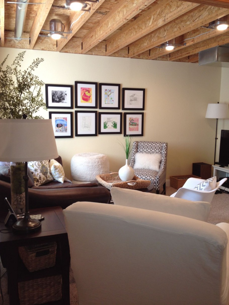 Балки в интерьере спальни