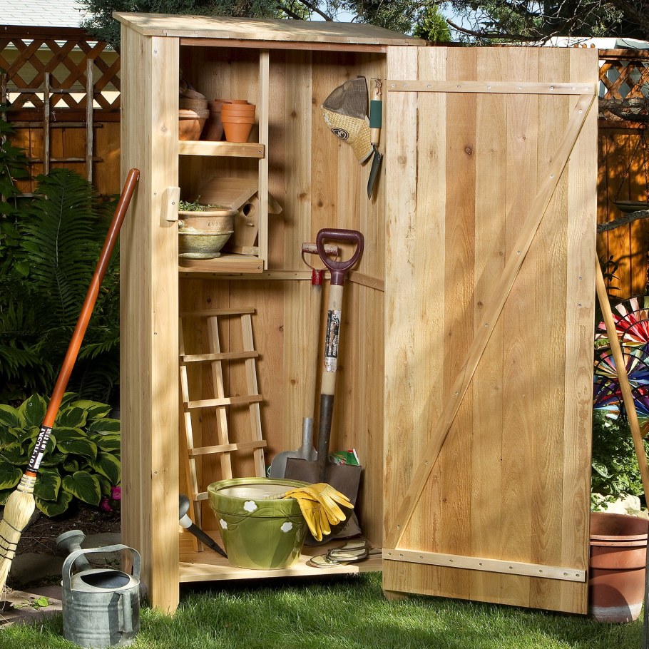 Кладовка для садового инвентаря