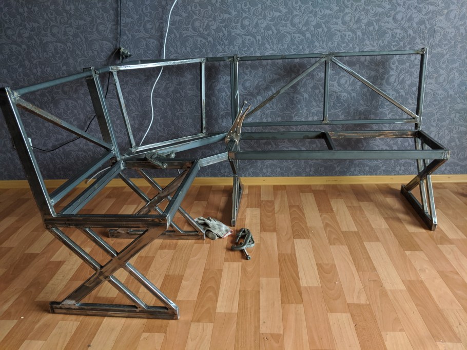 Мебель лофт из профильной трубы 20 20