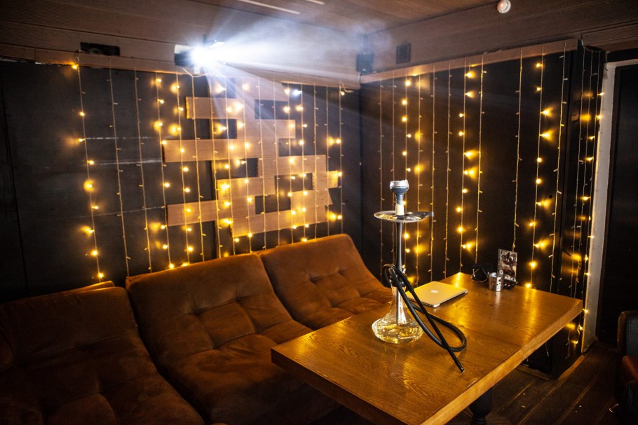 Мебель для общественных зданий