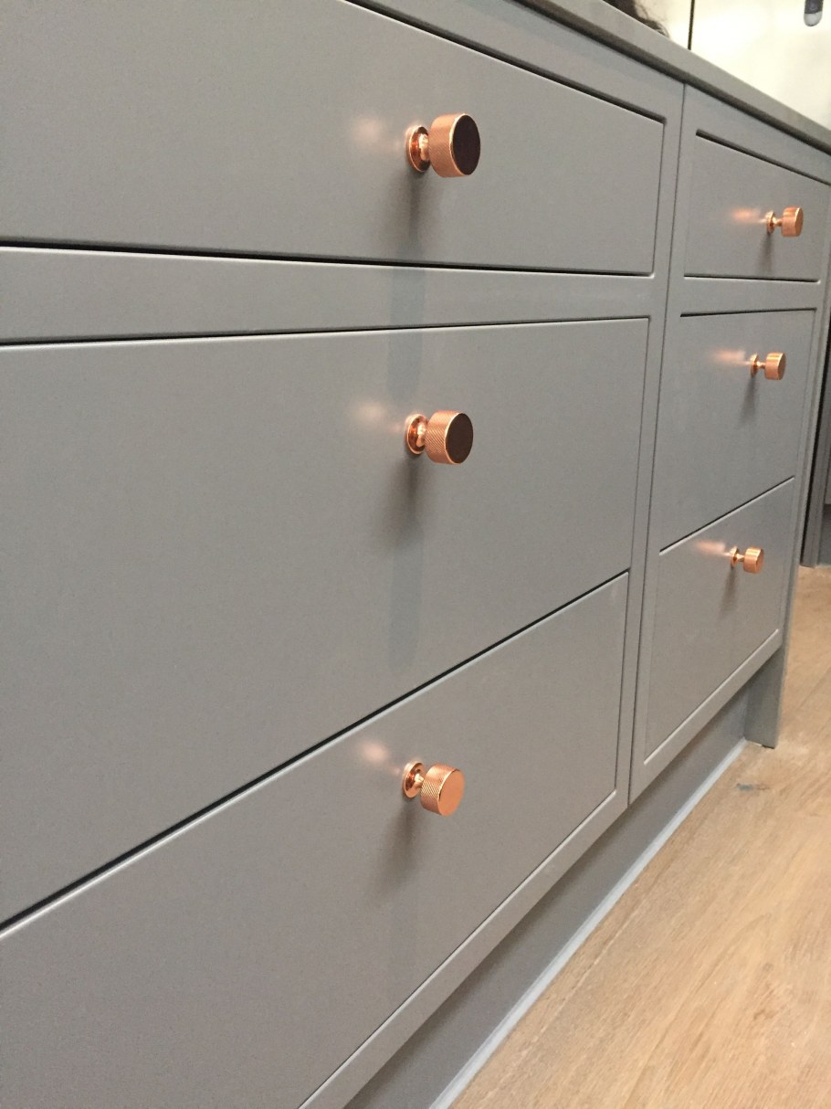 Кухонные ручки в интерьере