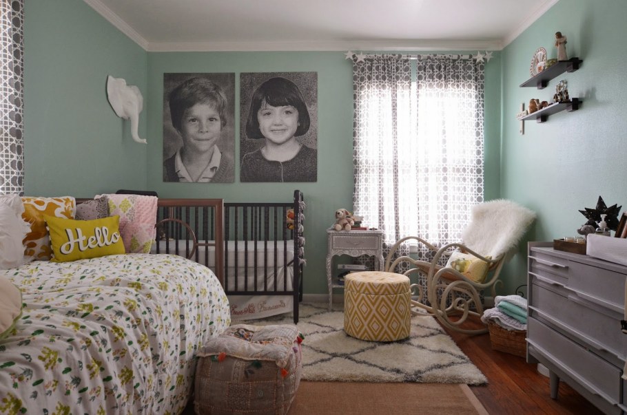 Зонирование комнаты для родителей и ребенка