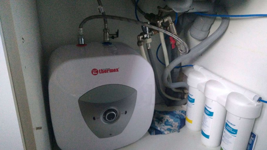 Проточный электрический водонагреватель Stiebel Eltron del 18/21/24 SLI