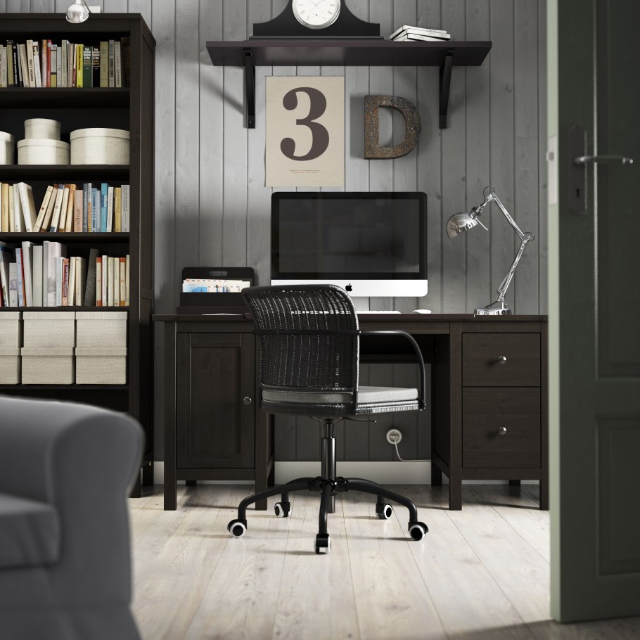 Письменный стол ХЕМНЭС В интерьере