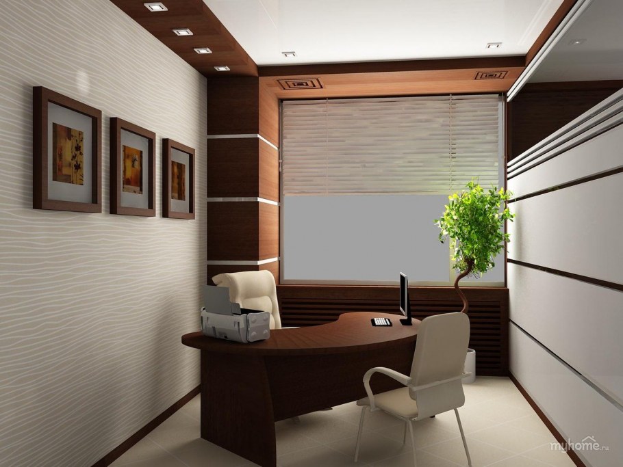 Маленький кабинет директора