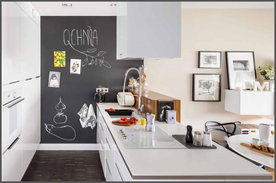 Магнитно грифельная стена на кухне