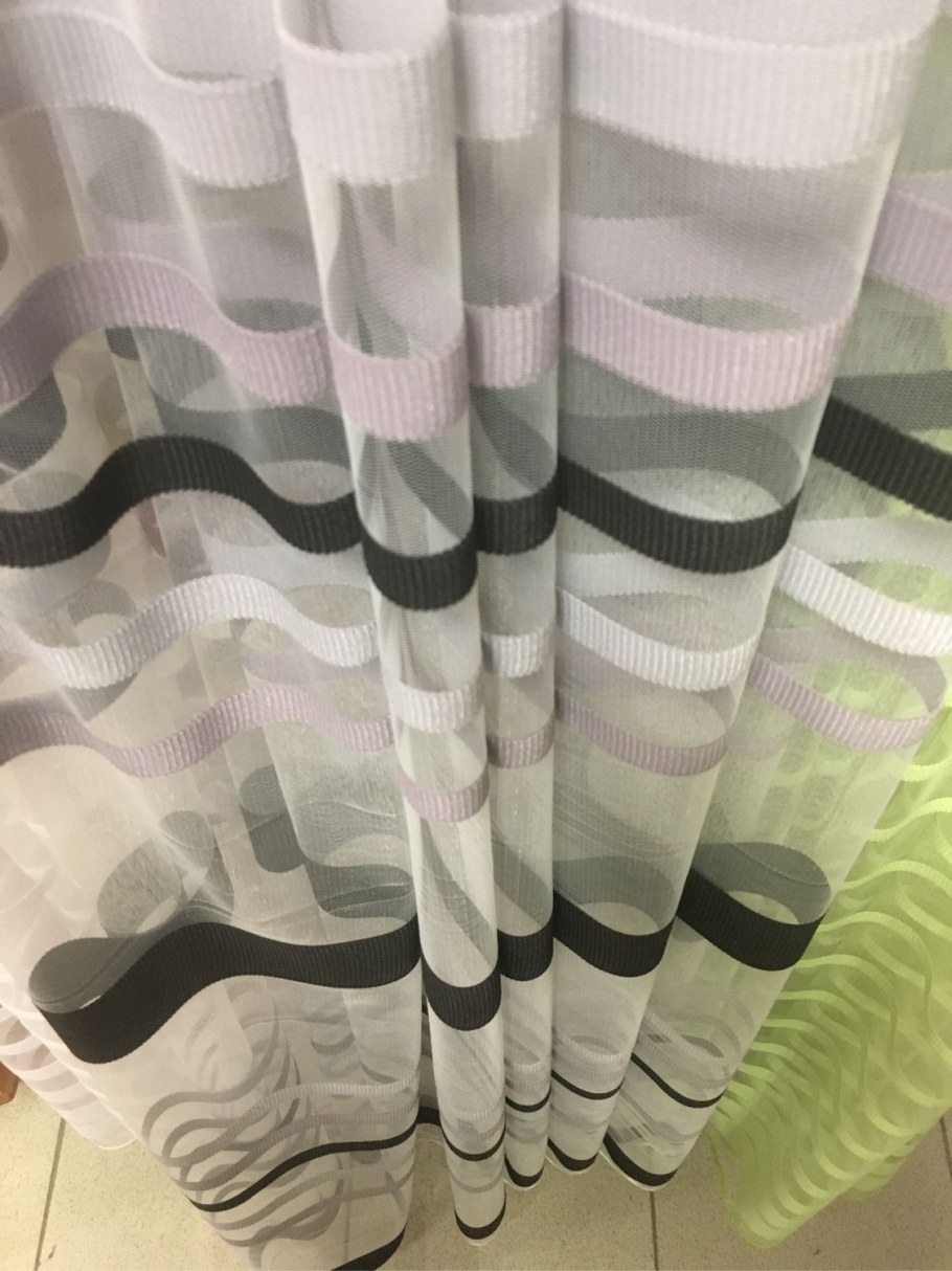 Тюль в полоску горизонтальную