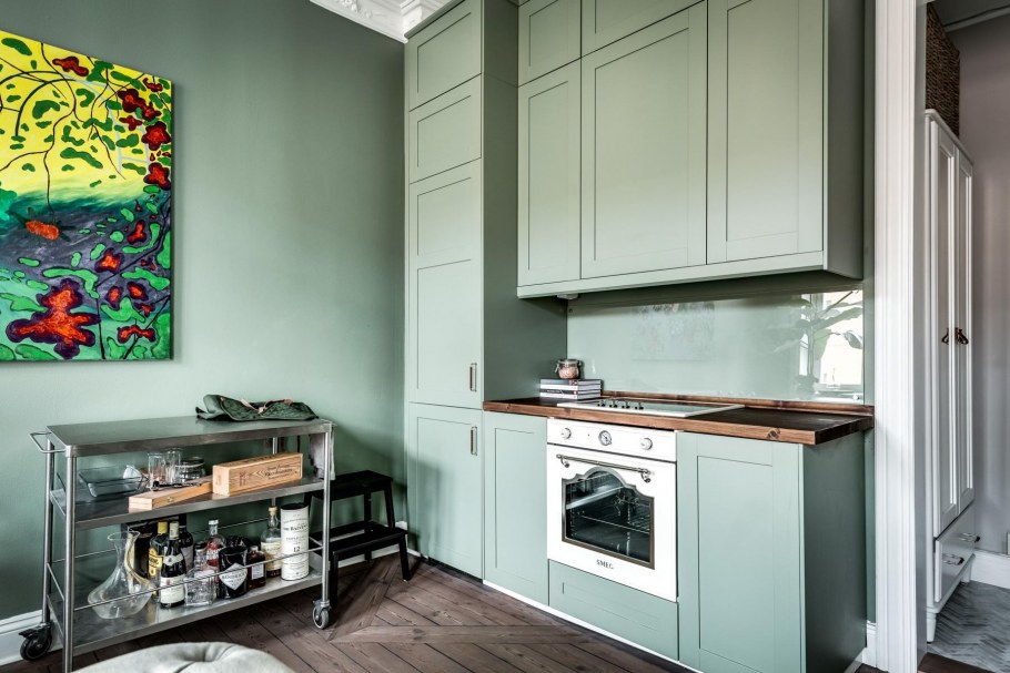 Изумрудный маленькие кухни