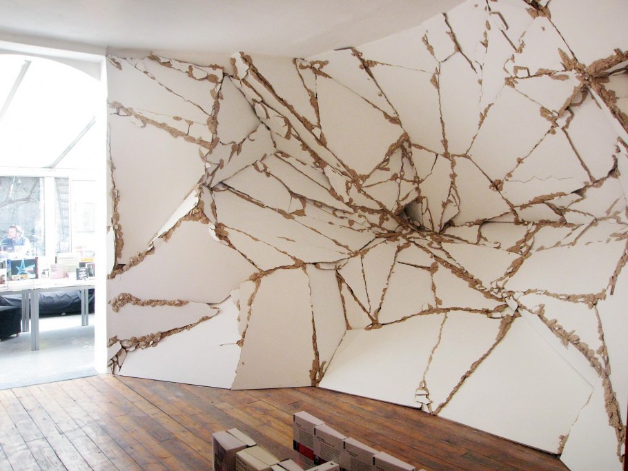 Деконструкция в искусстве