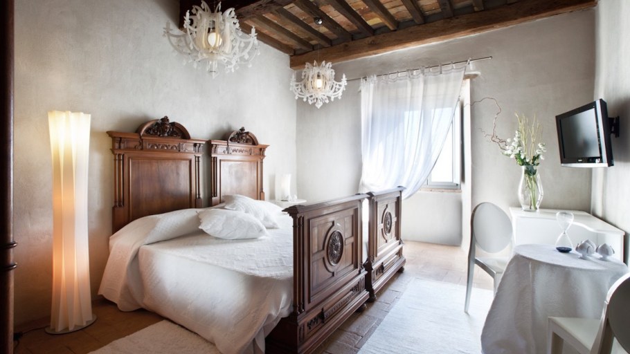 Стиль Нео-Тюдор интерьер