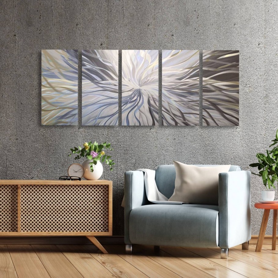 Декоративная штукатурка в комнате