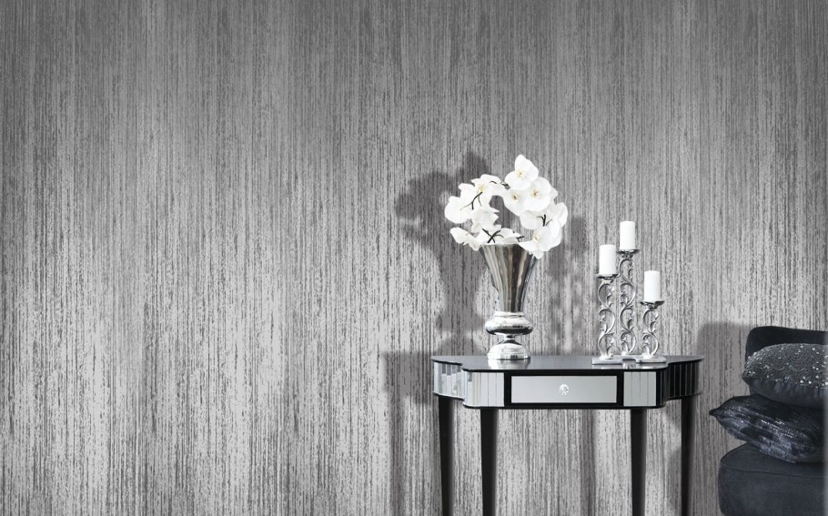 Декорация стен серебро