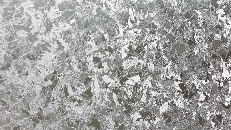 Металлический декор в интерьере