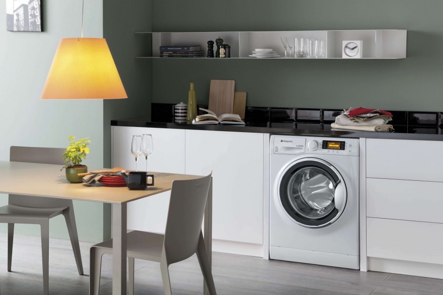 Стирально сушильная машина Smeg lsta127
