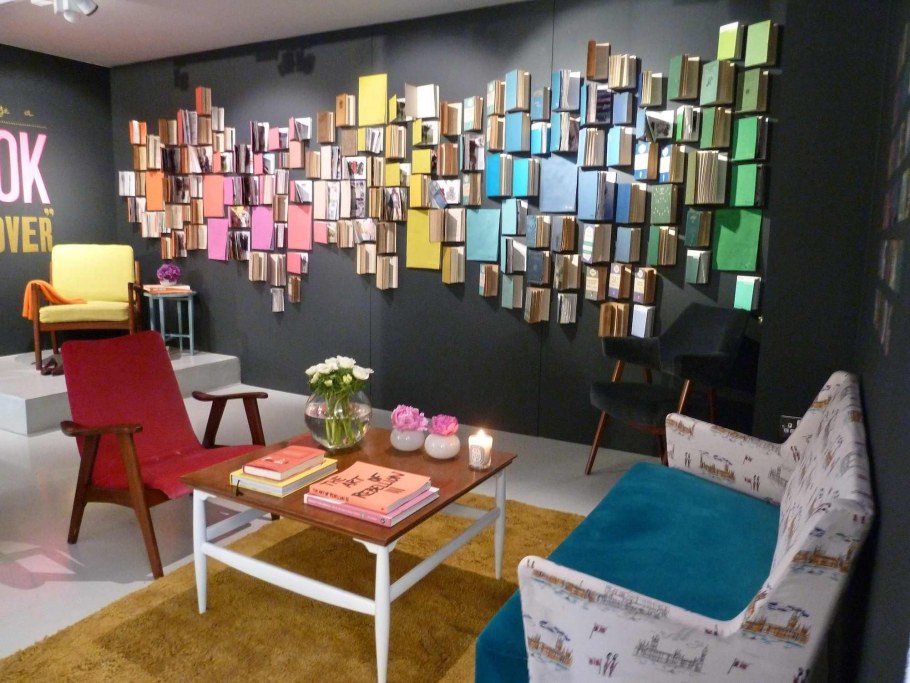 Украсить стену библиотеки