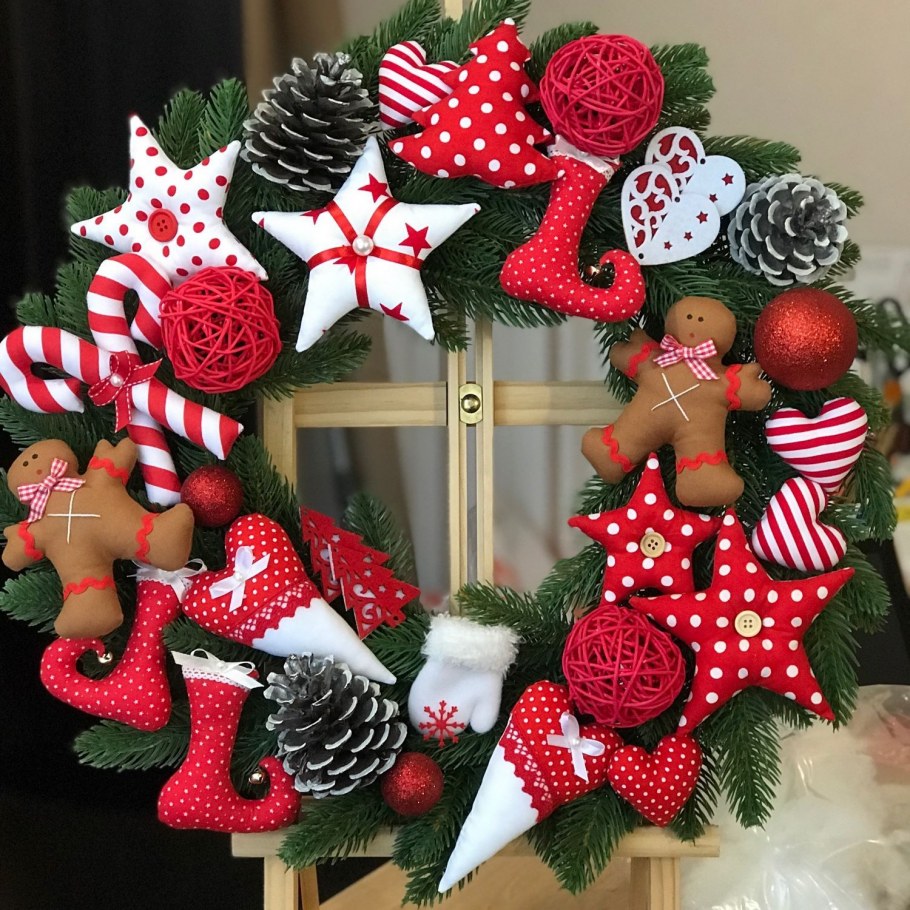 Новогодние украшения из текстиля