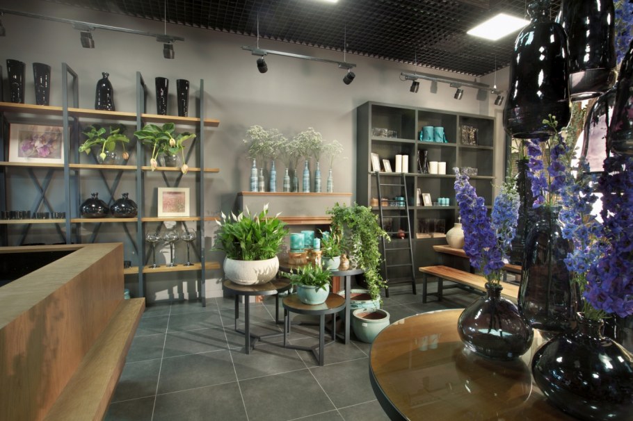 Интерьер цветочного магазина в стиле лофт