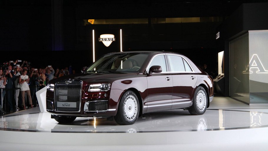 Седан Aurus Senat