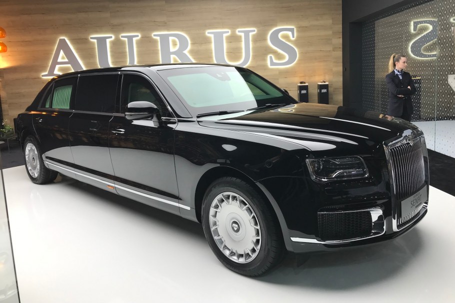 Aurus Senat Limousine l700 и Aurus Senat s600