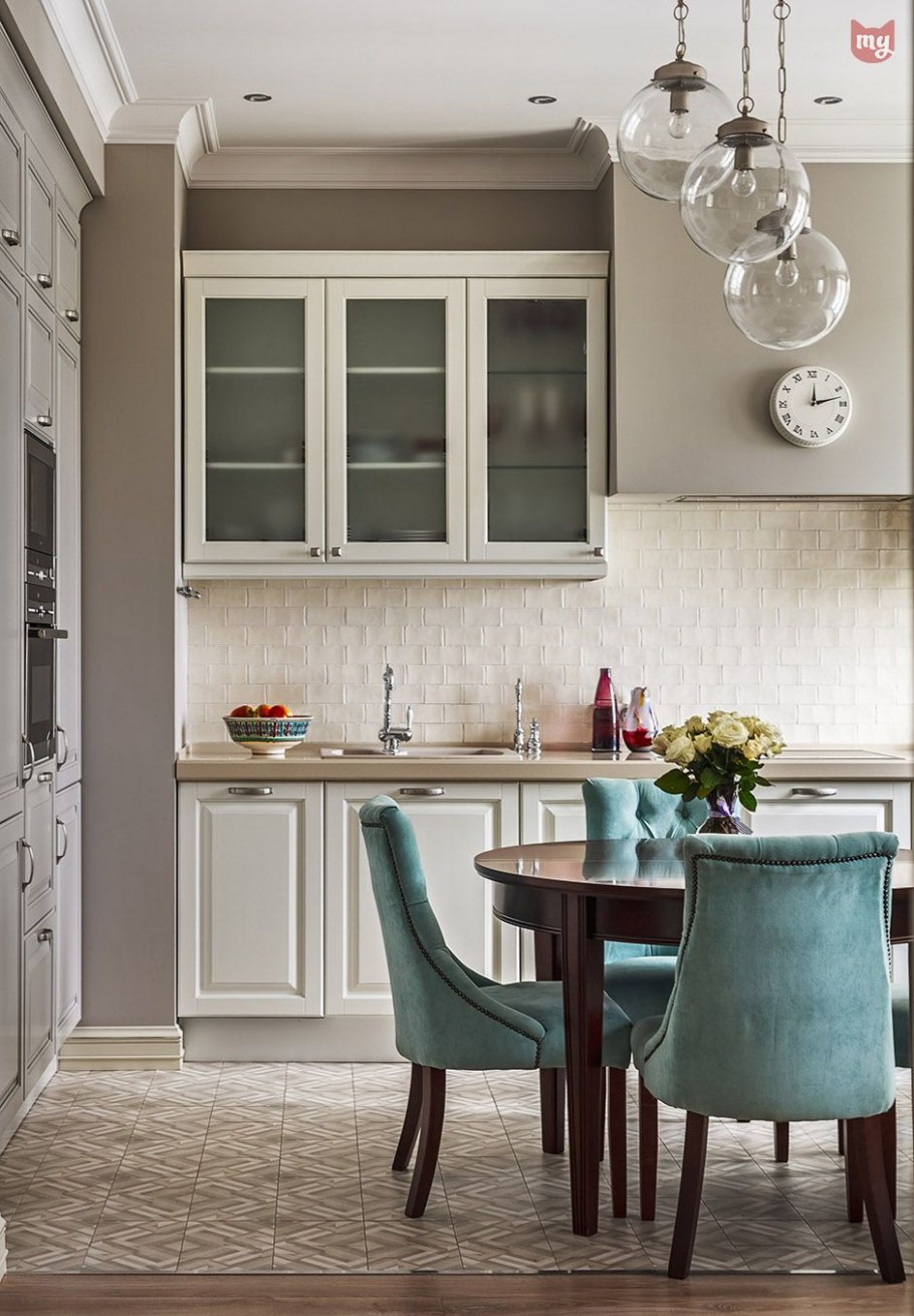 Нежно голубая кухня