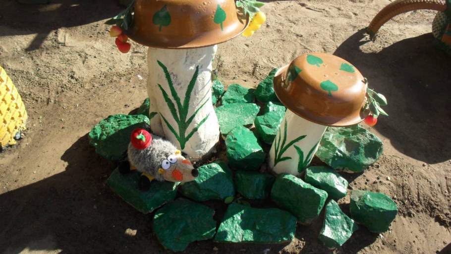 Поделки в детский сад во дворе