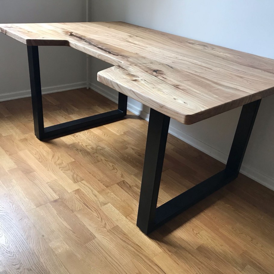 Компьютерный стол из столешницы