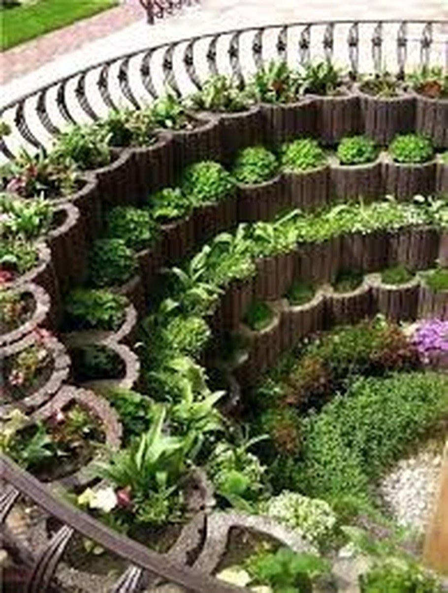 Грядка Каскад