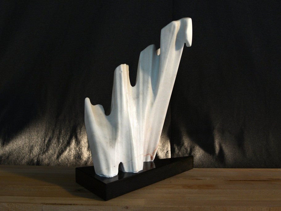 Malak Sculpture large Кэлли Вестлер скульптура