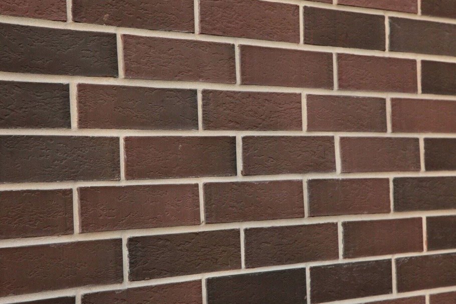 Крашенная кирпичная кладка