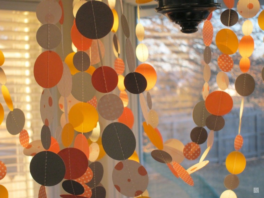 Гирлянда из бумаги на новый год