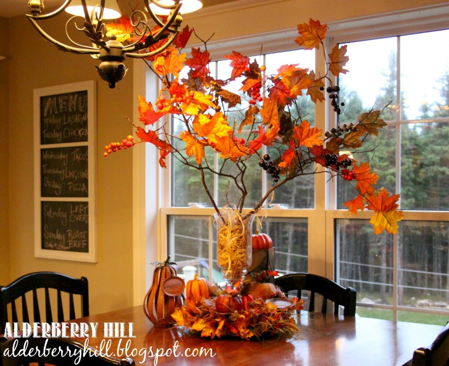 Украшение потолка в осеннем стиле