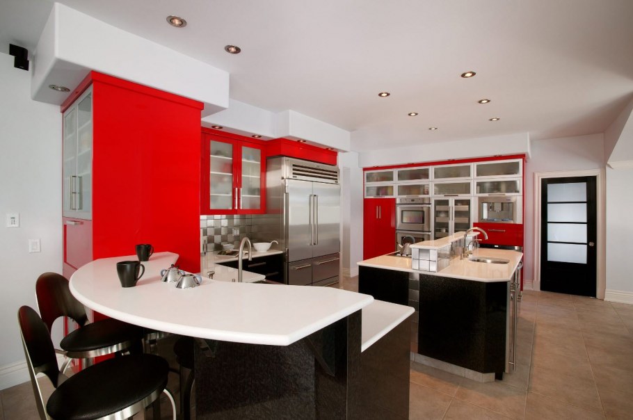 Кухня в Красном цвете