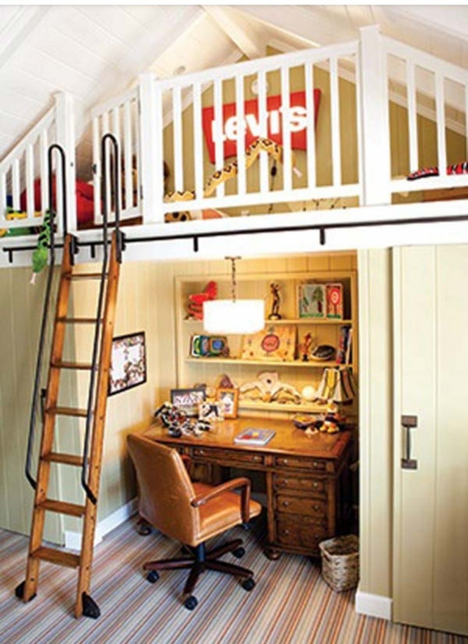 Антресольный второй ярус