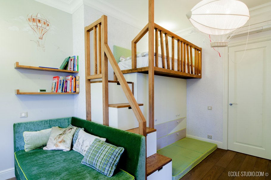 Второй ярус в комнате