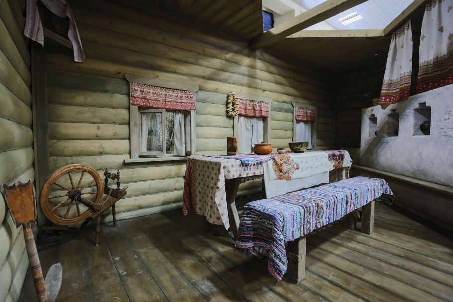 Интерьер крестьянской избы