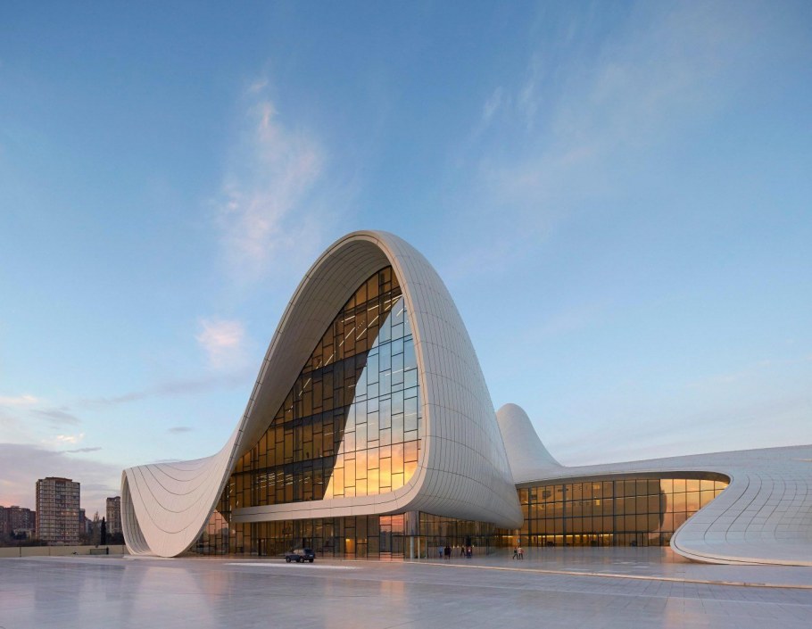 Гиперболический параболоид Заха Хадид