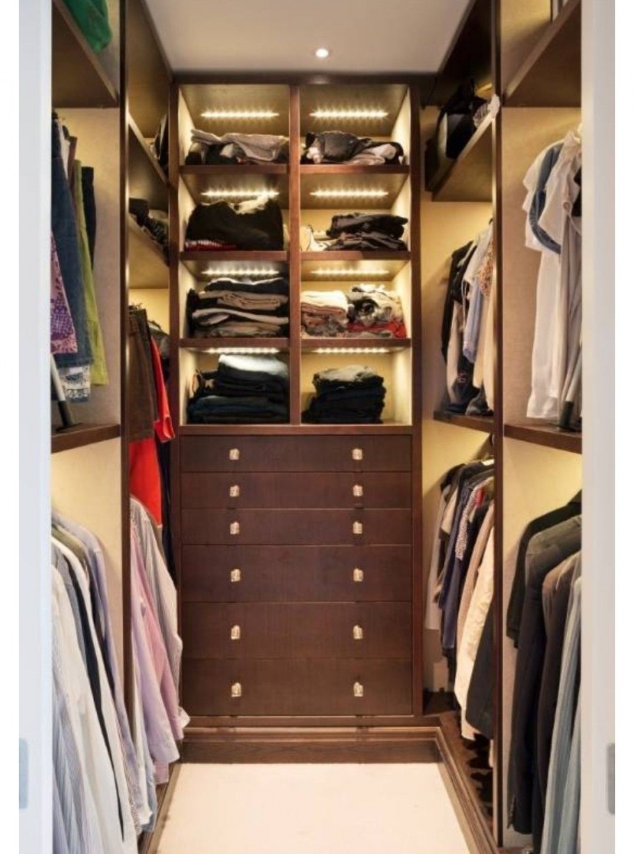 Маленькая гардеробная