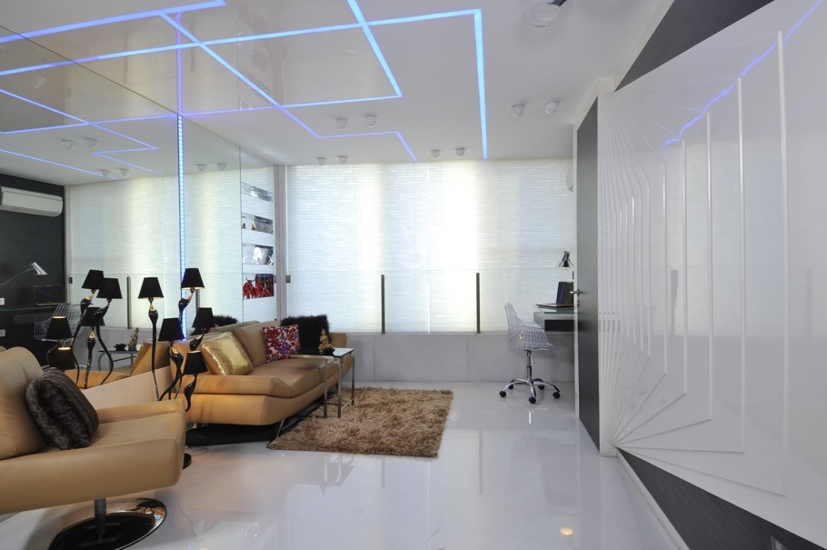 Световые линии в интерьере