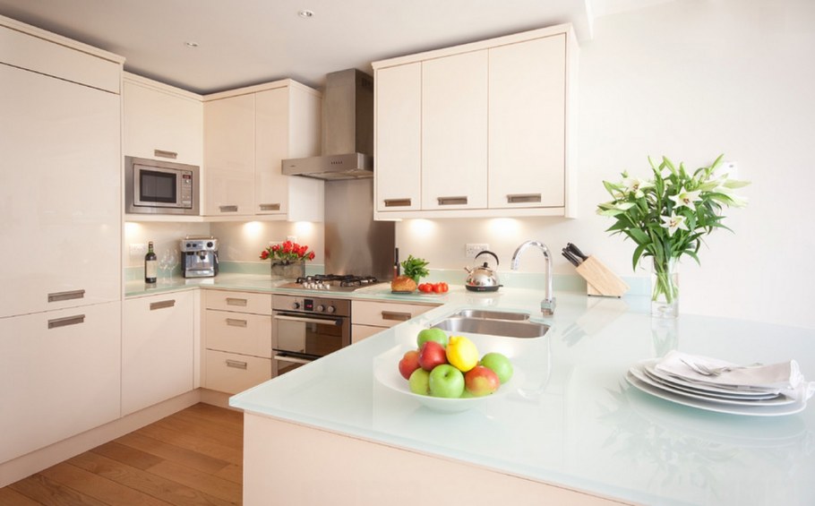 Интерьер кухни пол