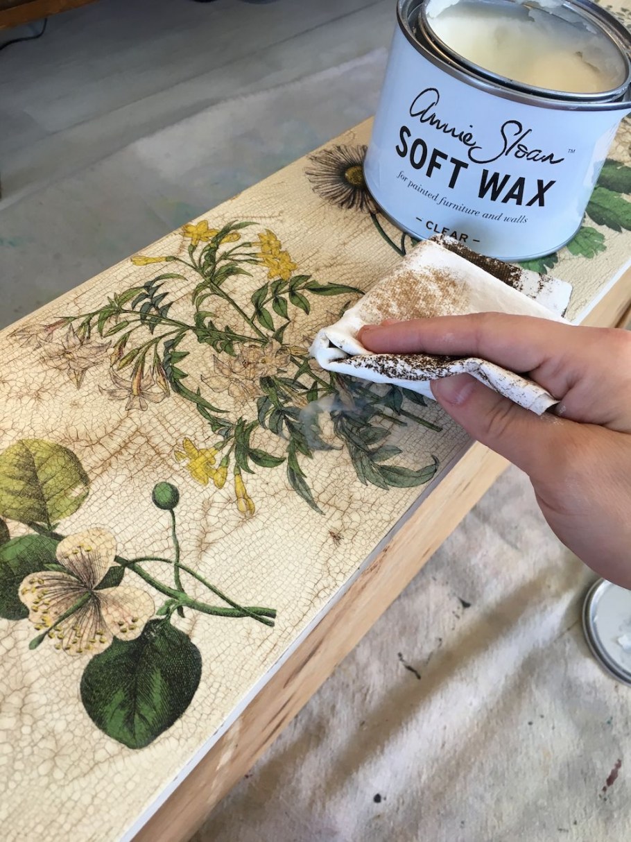 Декупаж зелёной краской