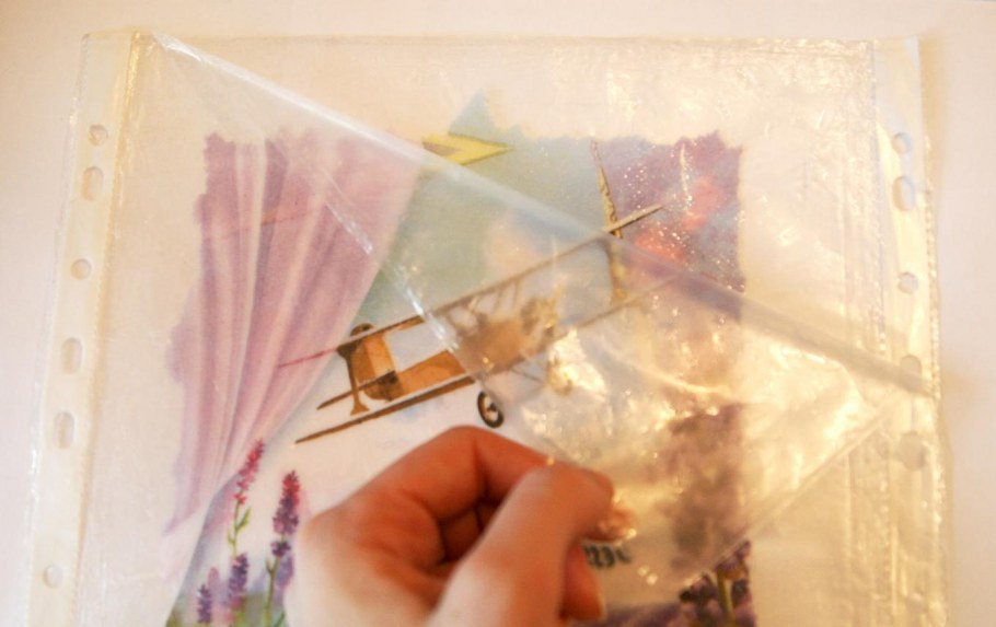 Декупаж из салфеток на стену