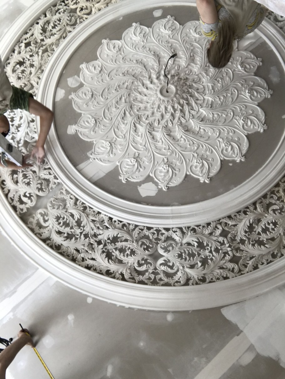 Декупаж на потолке