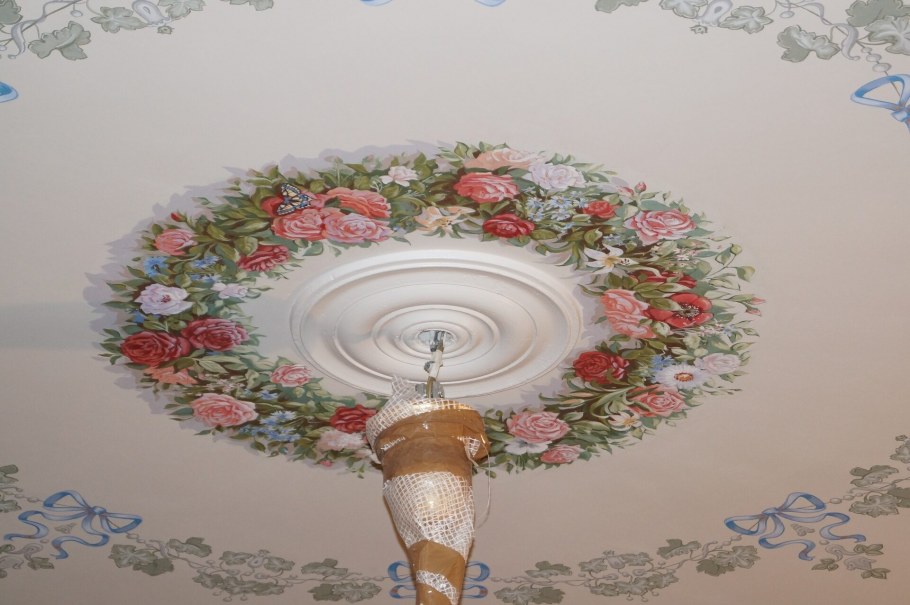 Узор роспись потолка