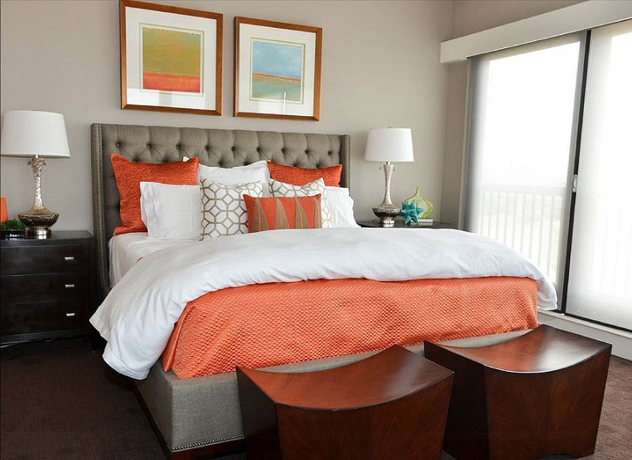 Кровать терракотового цвета