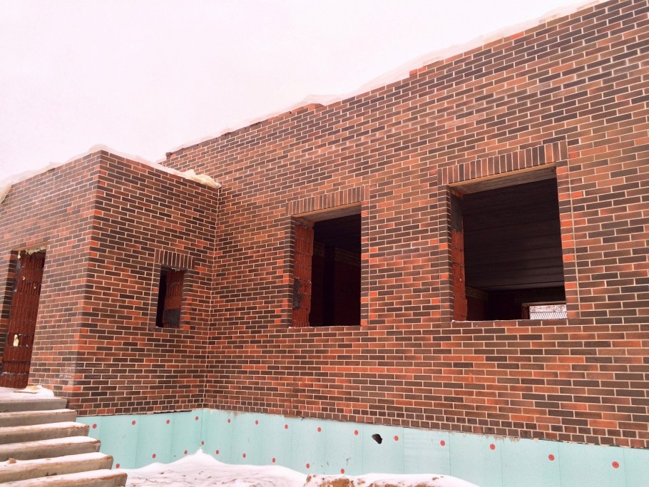 Дом кирпичный кладка