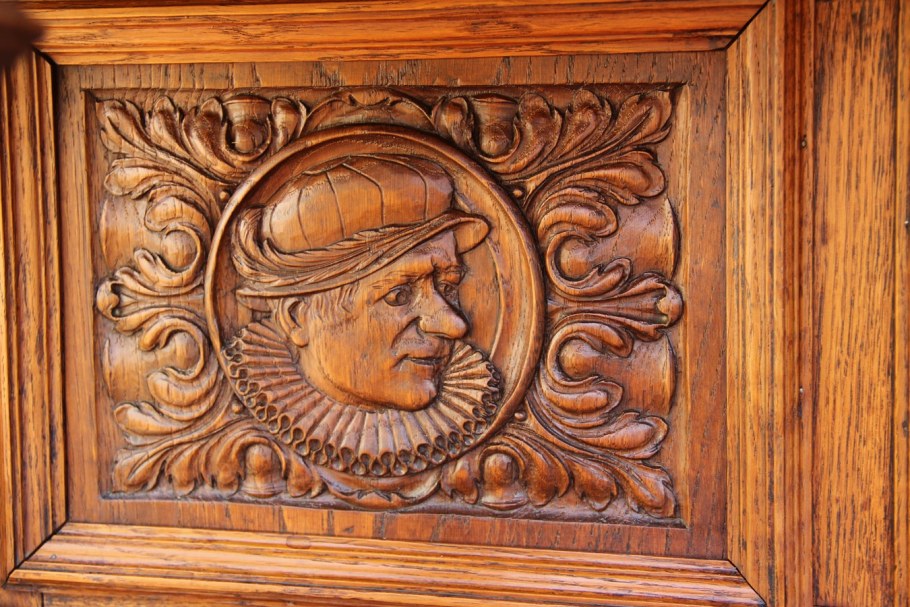 Резьба в стиле Ренессанс