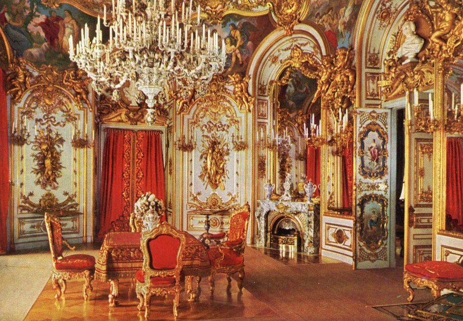 Замок Линдерхоф стиль